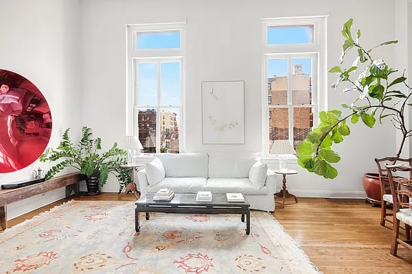 240 Centre Street Unit: 3G