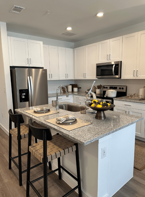 10 Weeks Free in Manor