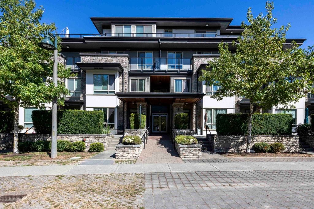7418 Byrnepark Walk, #104