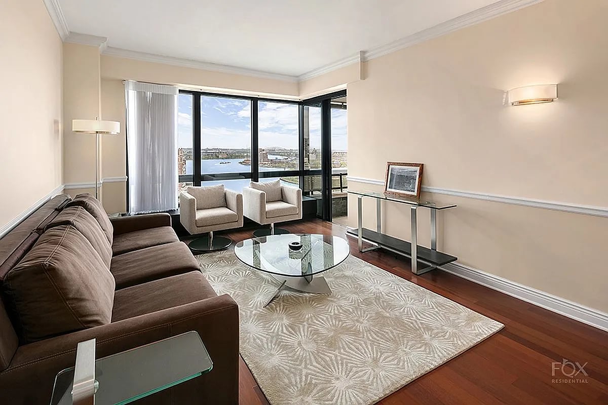 530 E 76th St APT 27E