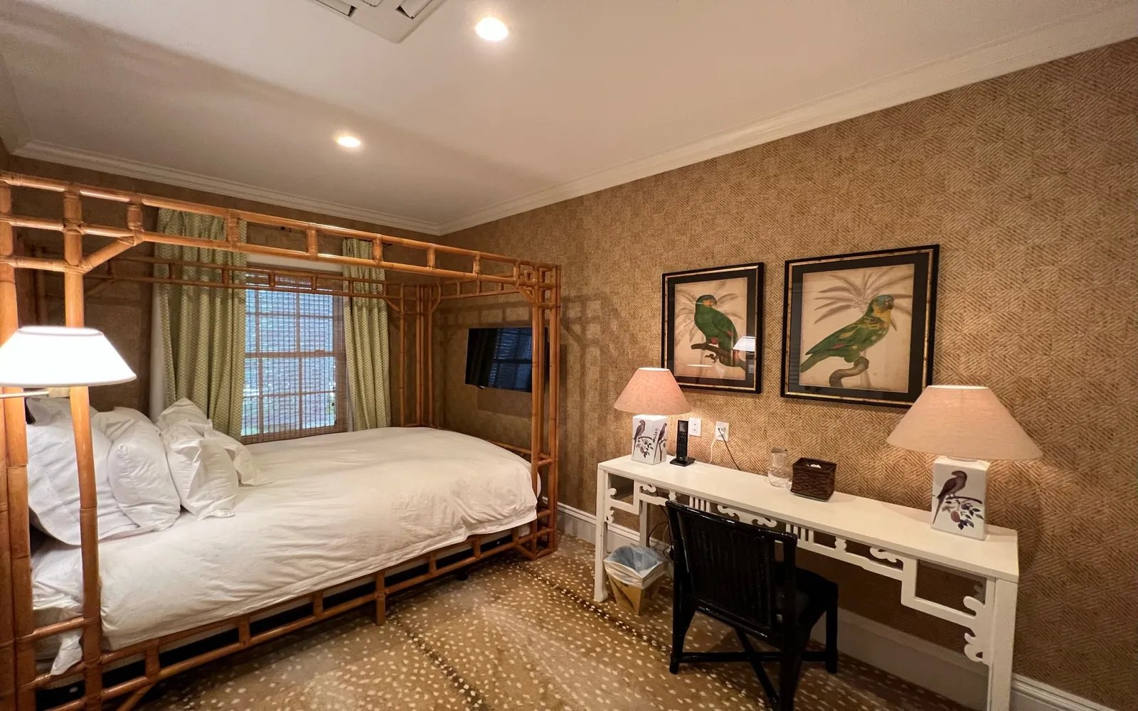 Stunning Lyford Cay Golf Course Residence