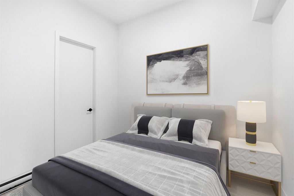 300 Salter St, #118