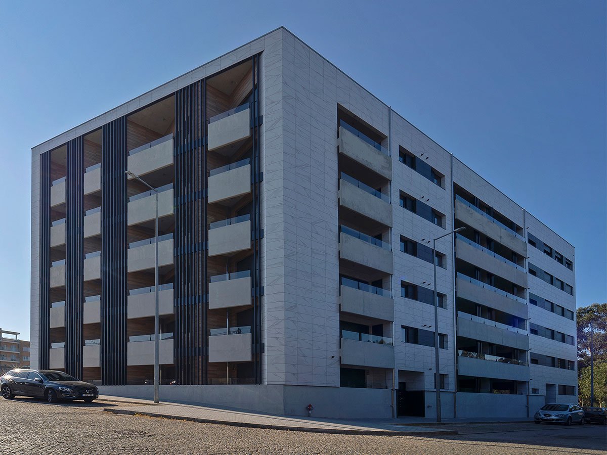 Modern 3-Bedroom Apartment with Balcony in Central Vila Nova de Gaia