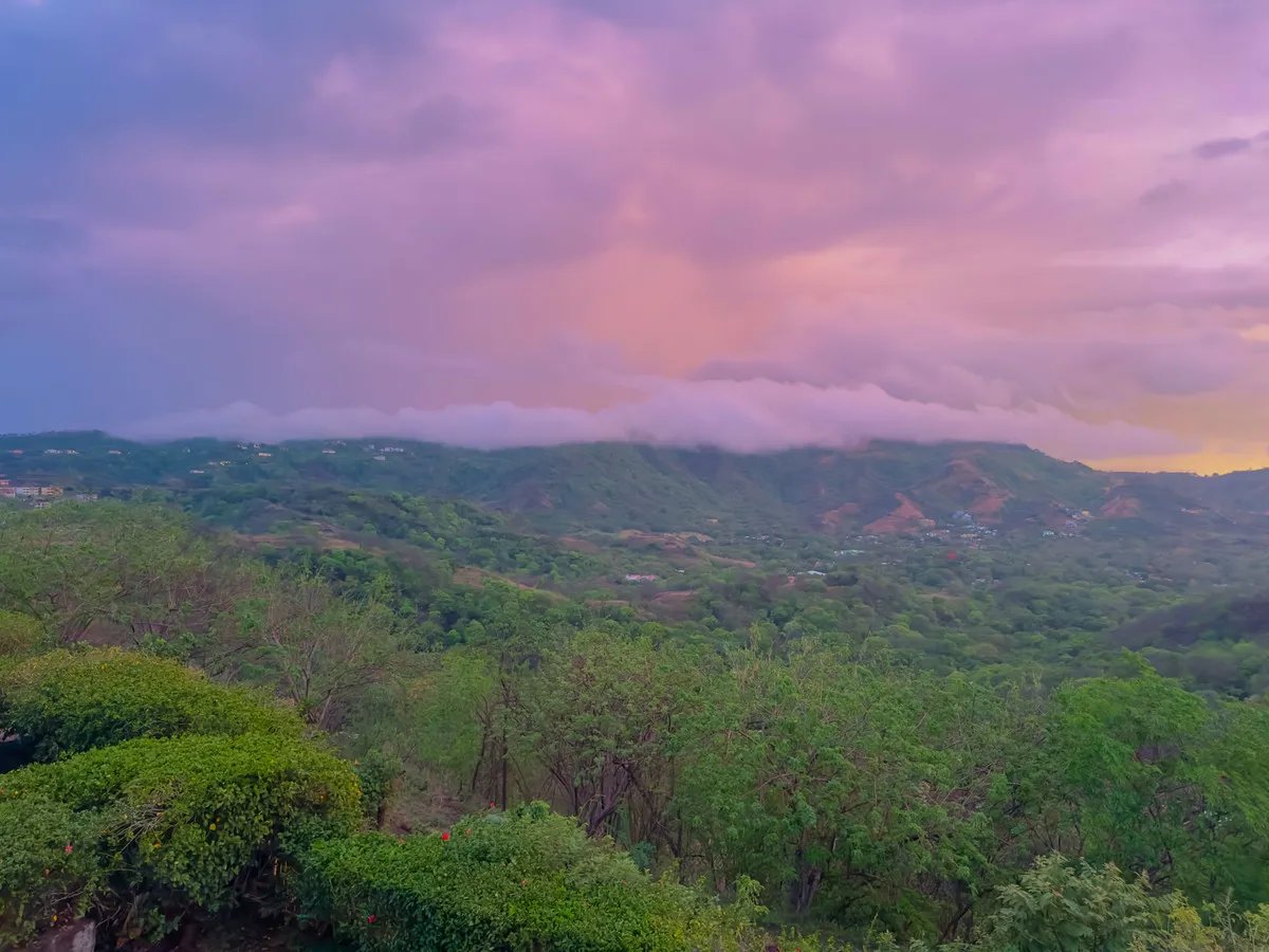 Ocean View Home in Altos del Cacique