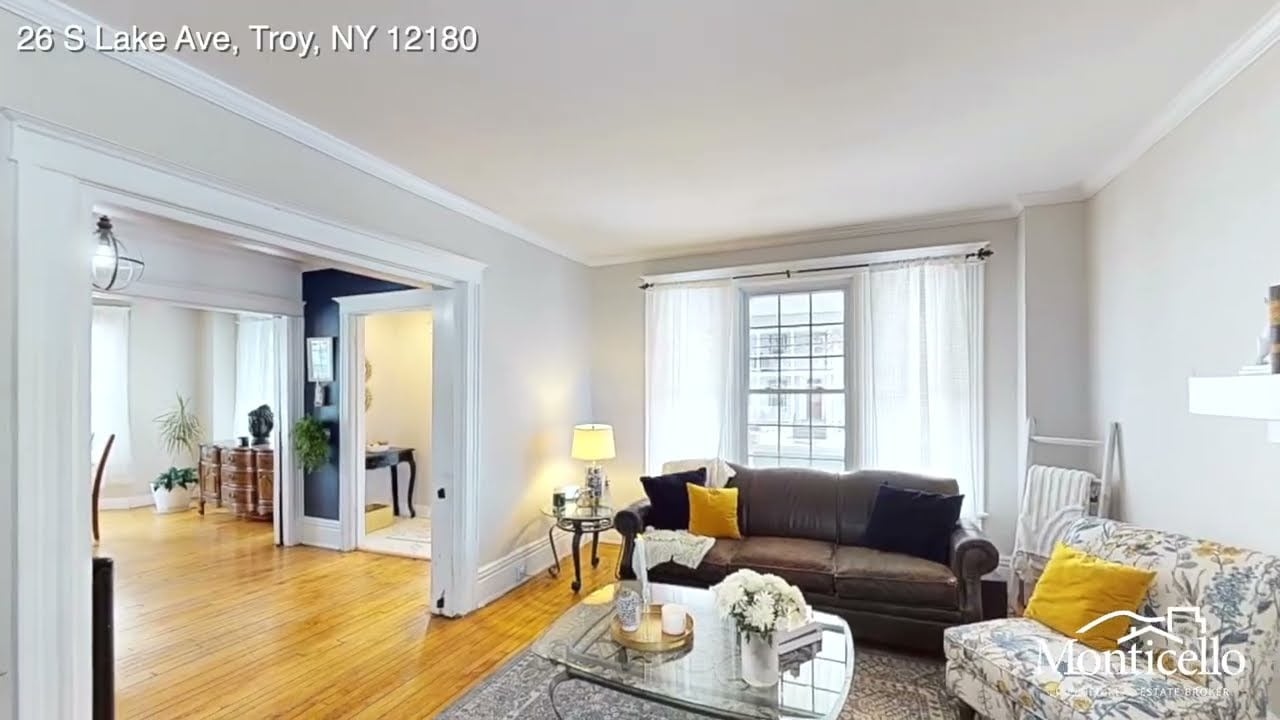 26 S Lake Ave, Troy, NY 12180