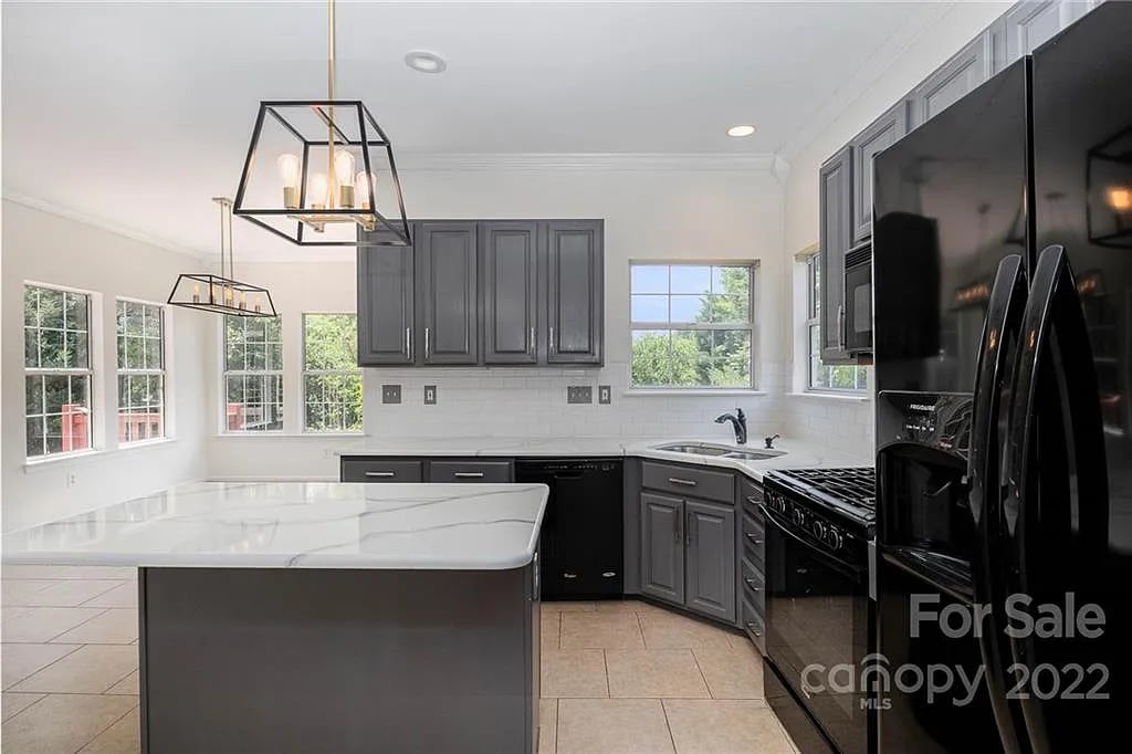 4619 Palladium Pl