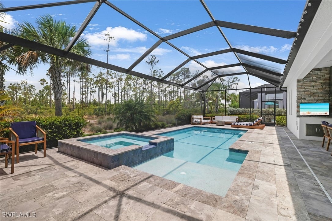 13761 Blue Bay Cir