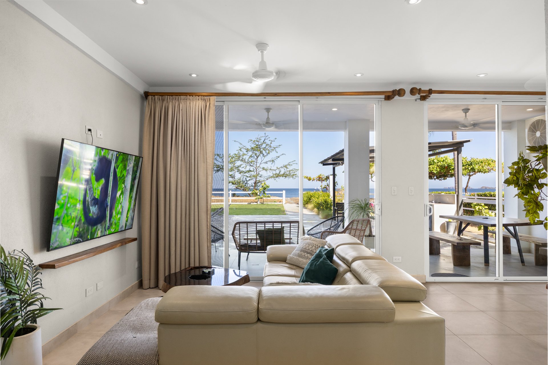 Golden Palms #4: Modern Beachfront Condo in Playa Potrero | 2 Bed, 2 Bath