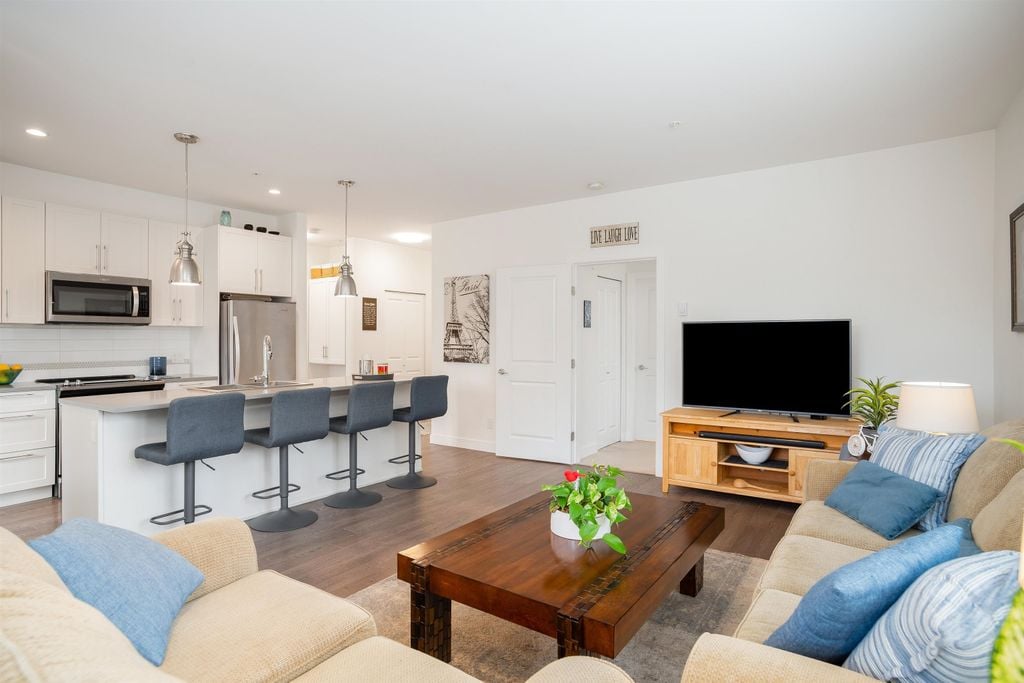 8360 Delsom Way, #101