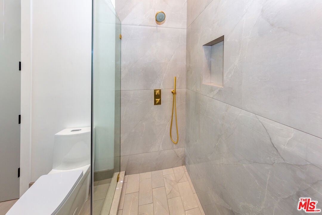 1635 S Sherbourne Dr