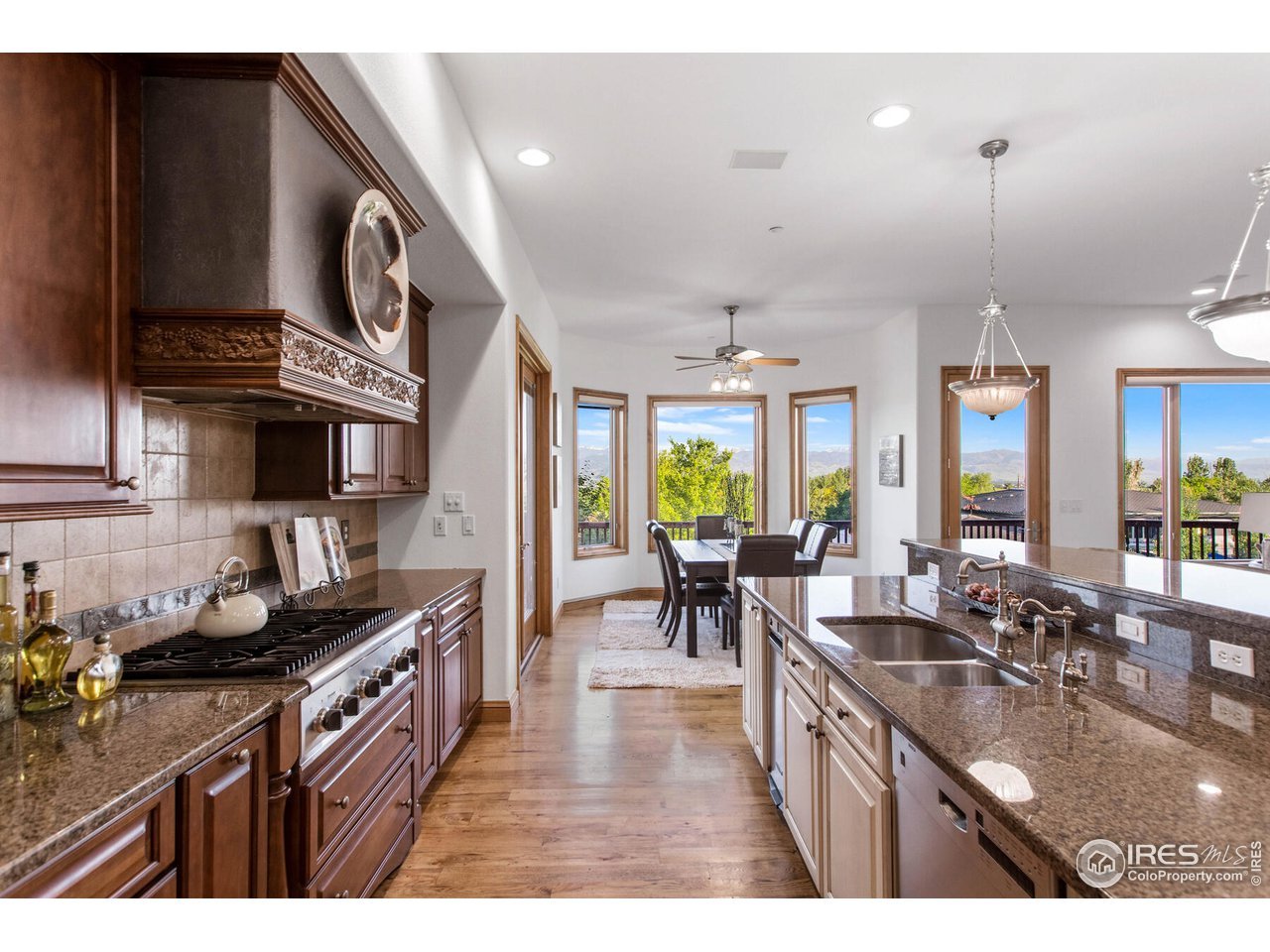 255 Barcelona Dr