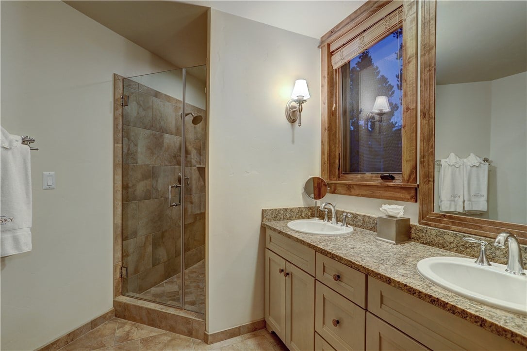 42 Snowfalke Dr, #608