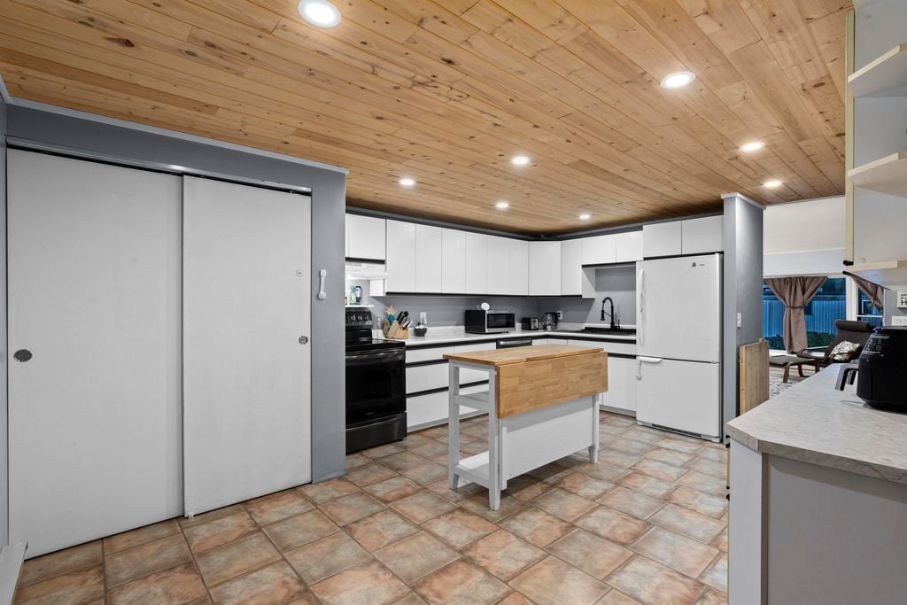 40157 Government Rd, #23