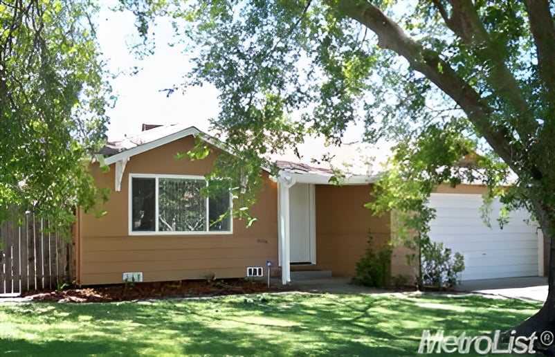 Sold in 20 Days Over Asking Price! 2116 Kirk Way Sacramento, CA 95822