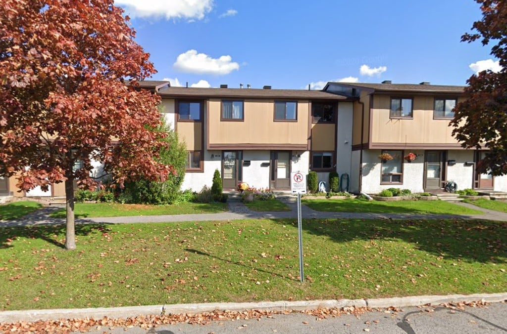 1464 Murdock Gate