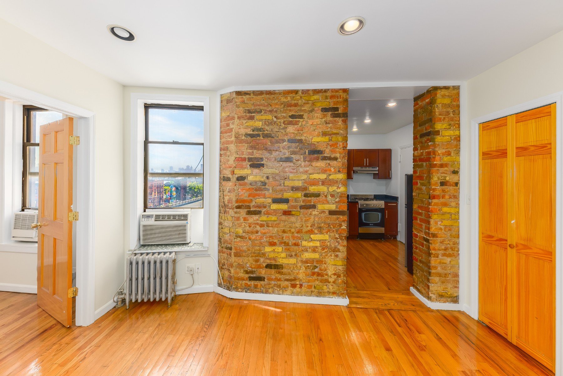 345 East 12th Street Unit: 28
