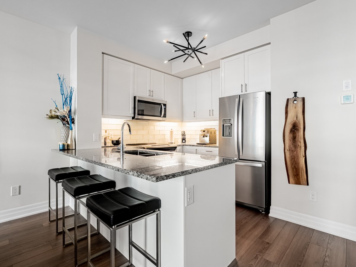 657 Cricklewood Dr 511