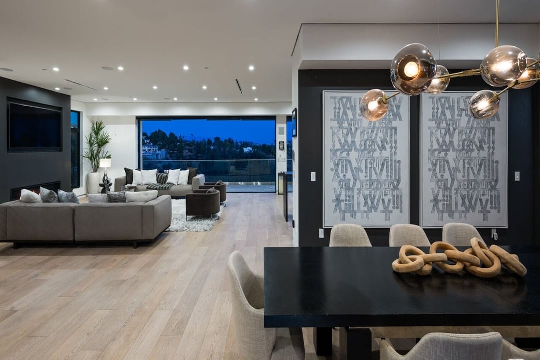 Aurelian Crest, Linda Flora Dr, 90049