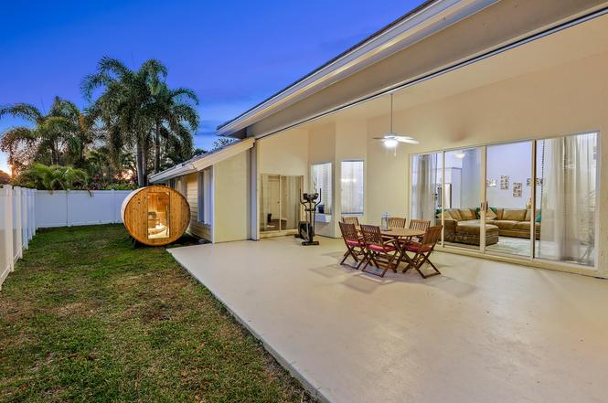104 Jeanette Way 