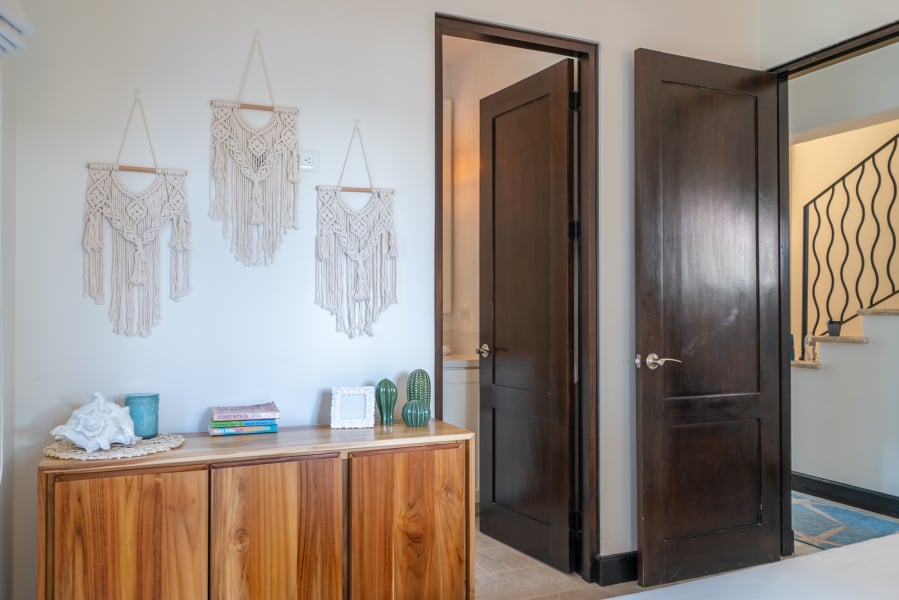 18 Calle La Ronda | Remodeled 4-Bedroom Home with Studio Apartment Just Steps from Playa Danta in Las Catalinas