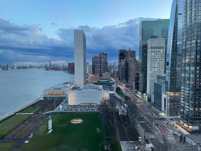 860 United Nations Plaza