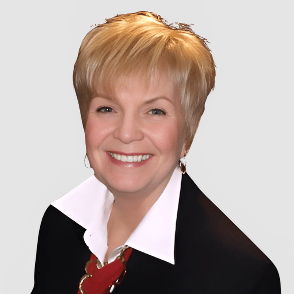 Karen Petrimoulx Alanson, MI Real Estate Agent Headshot