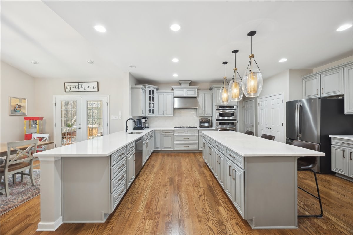 4513 Lake Summer Mews