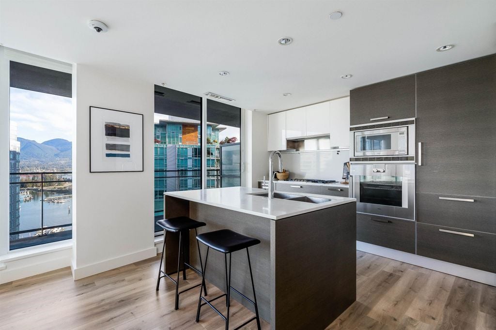 1499 W Pender St, #1901