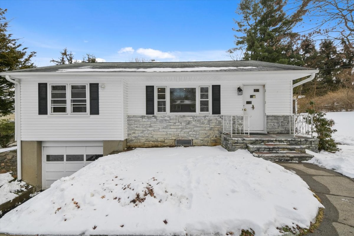 8 Windsor Rd, Croton on Hudson