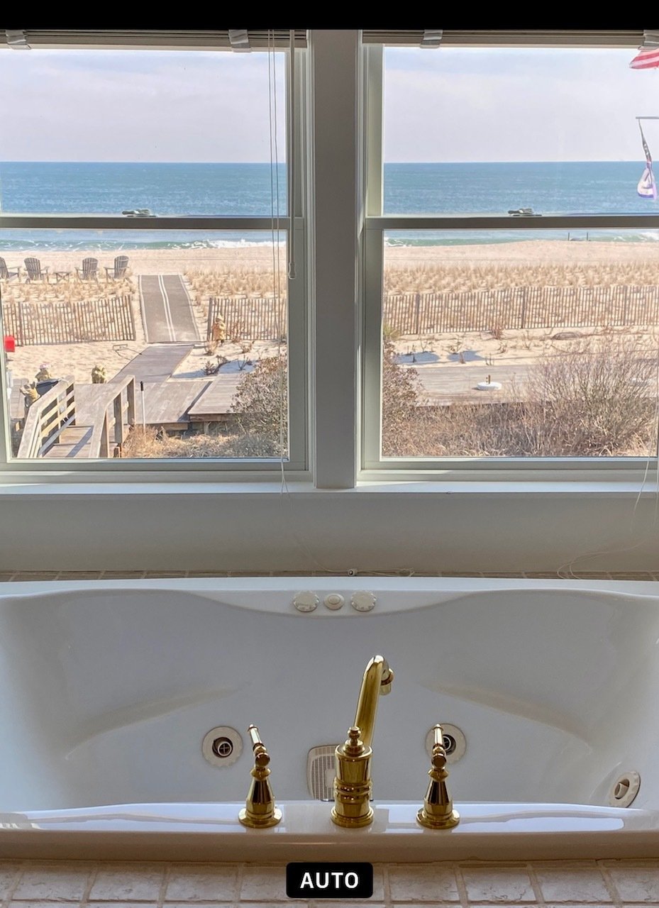 #1706 Oceanfront with Pool