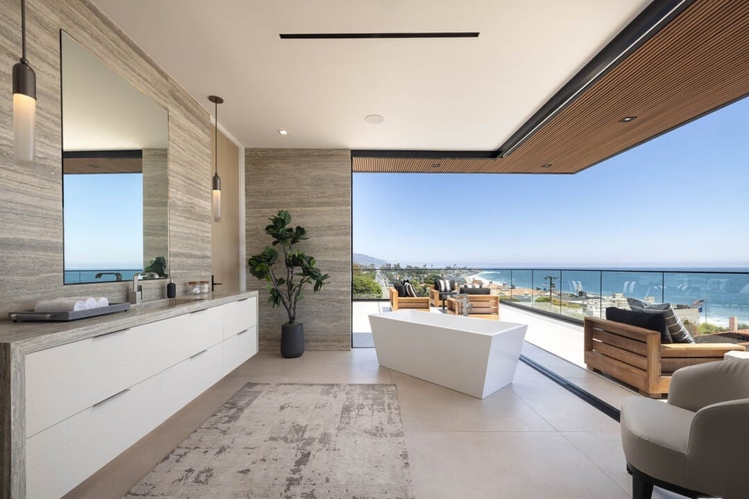 Zenith Horizon, Malibu Rd, 90265
