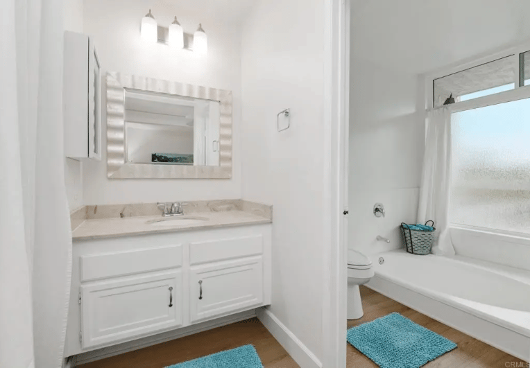 2323 Caringa Way #16