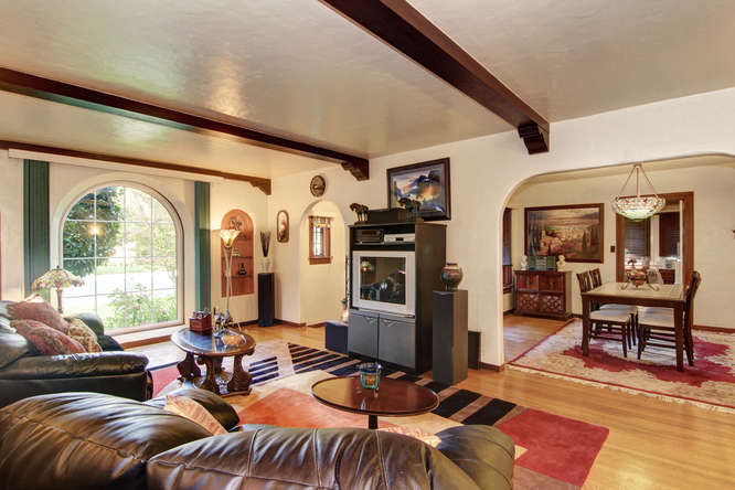 Gorgeous Land Park Brick Tudor!
