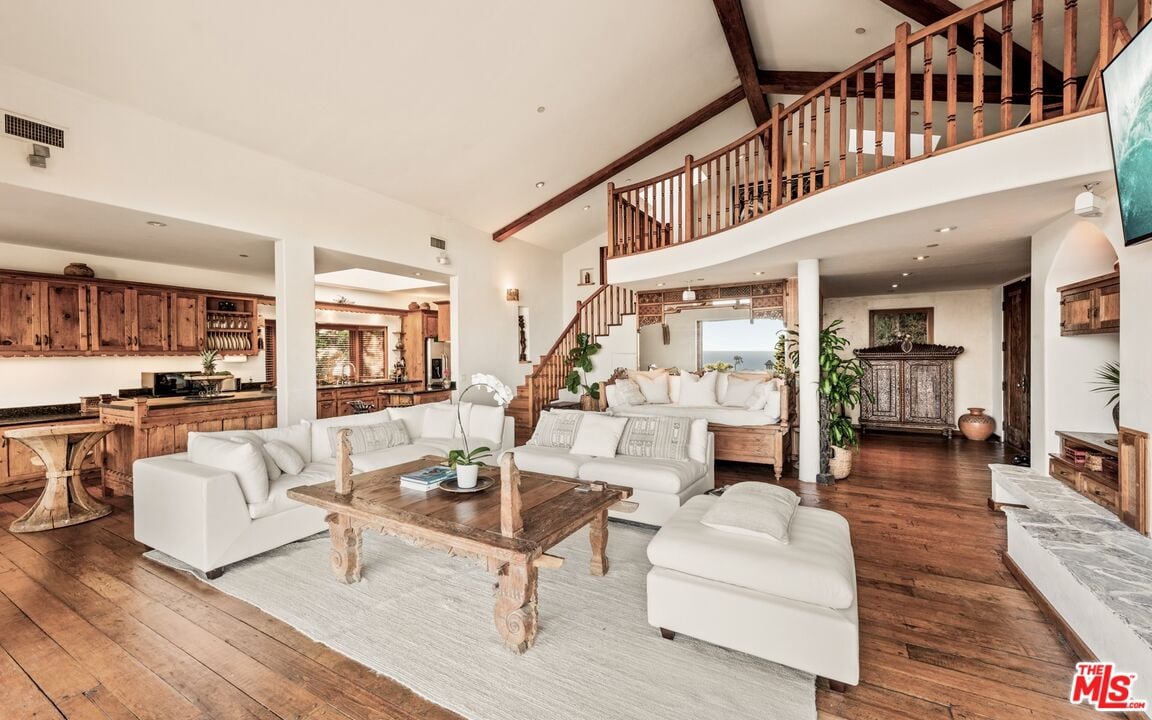 Little Rock Way, 90265