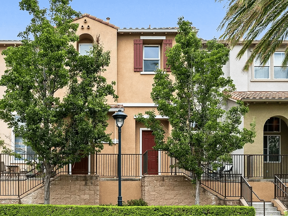 4505 Saint Palais Pl