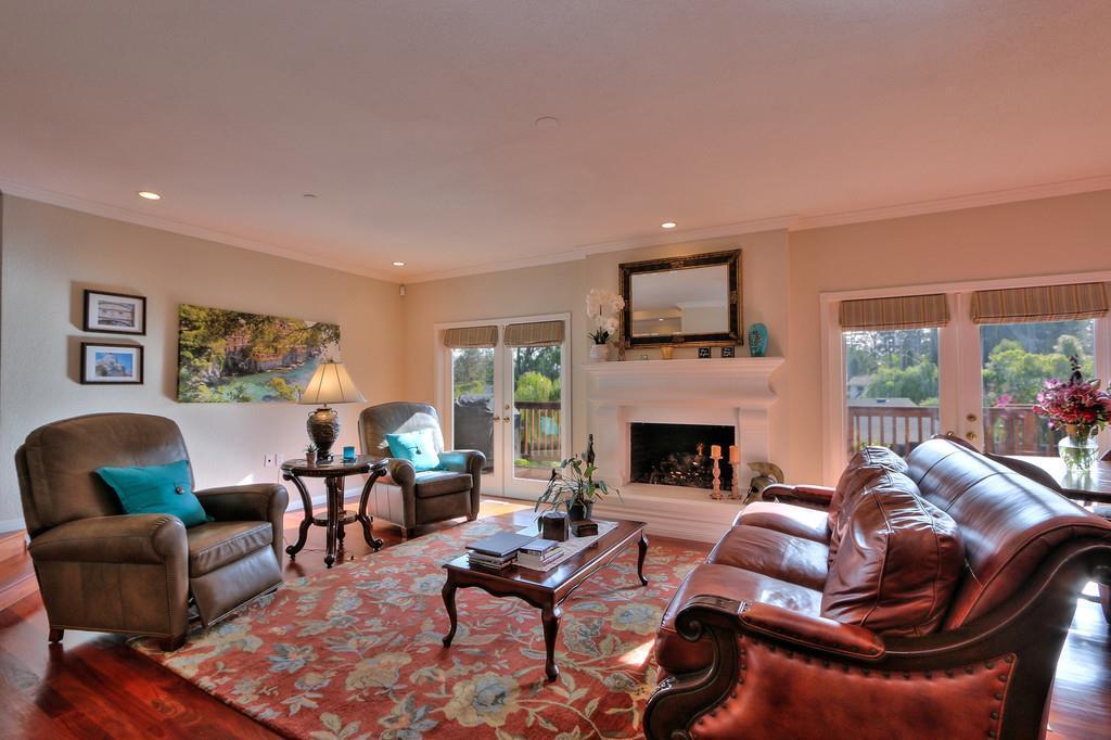 14564 EASTVIEW Dr