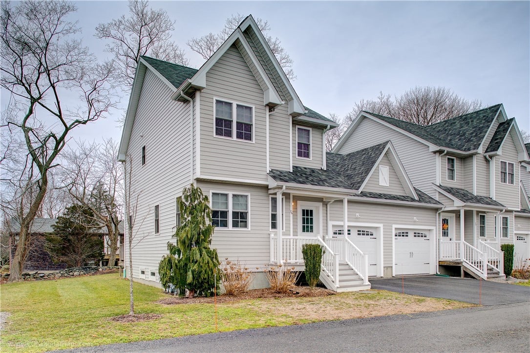 76 Seafare Ln
