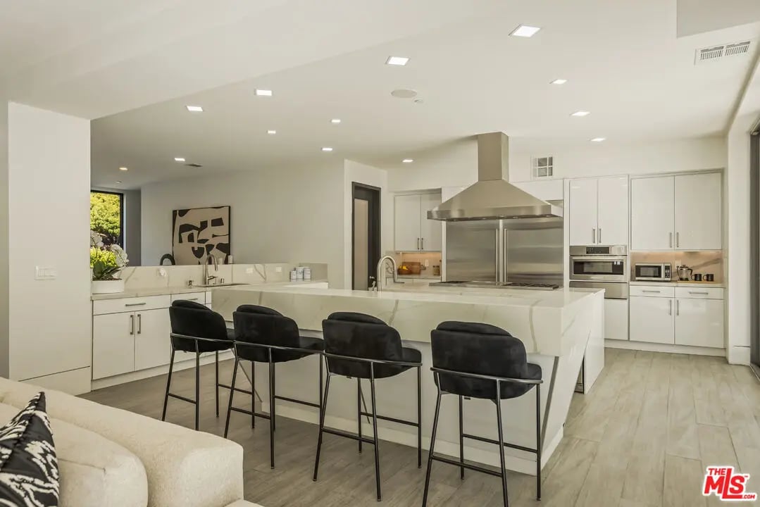 4230 Valley Meadow Rd