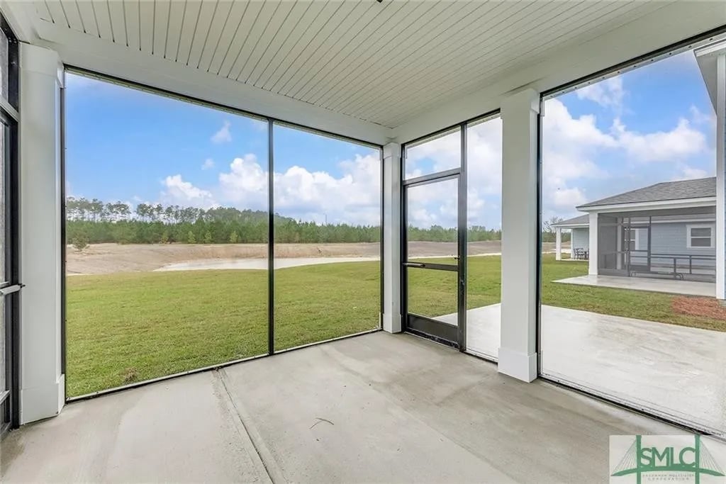 864 Longleaf Dr
