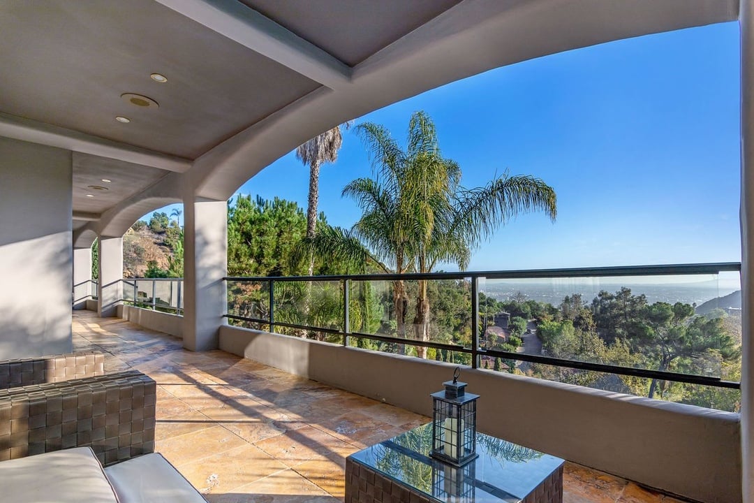 Mulholland Drive, 90068