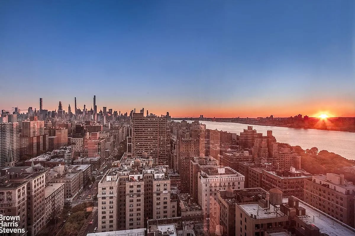 245 W 99th St, APT 27B - In Contract