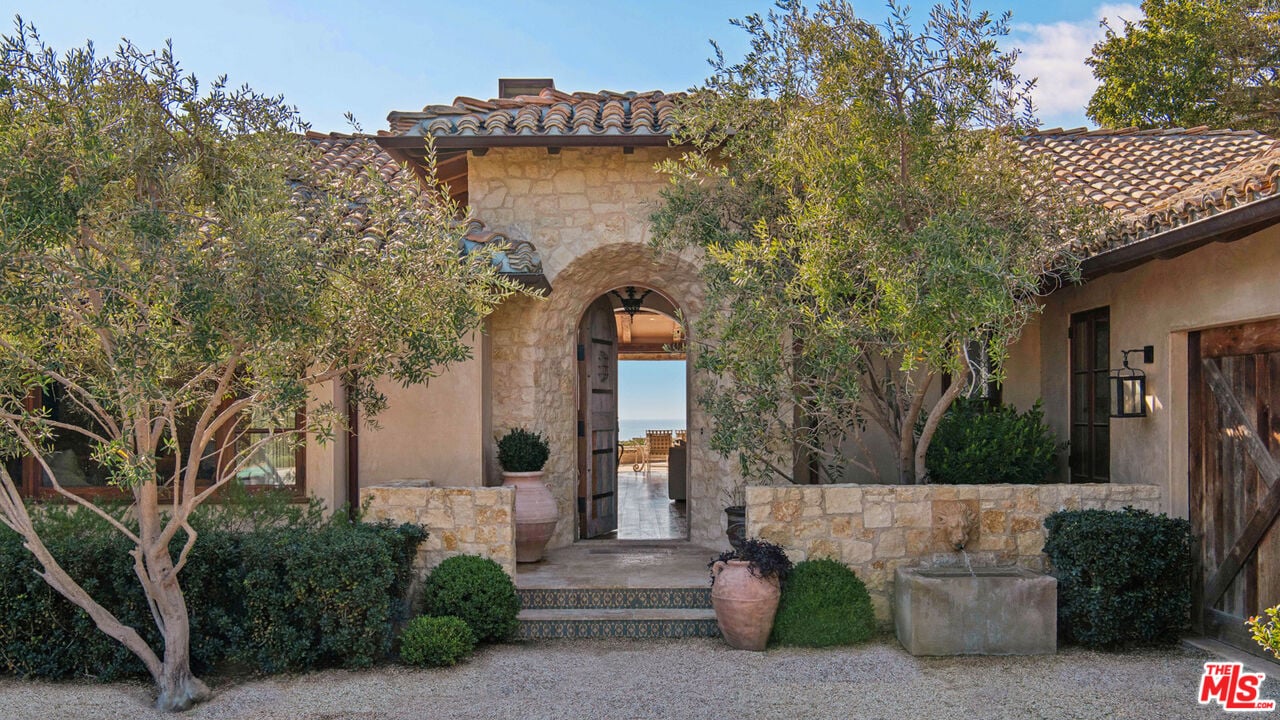 Aurex Estate, Blue Dane Ln, 90265