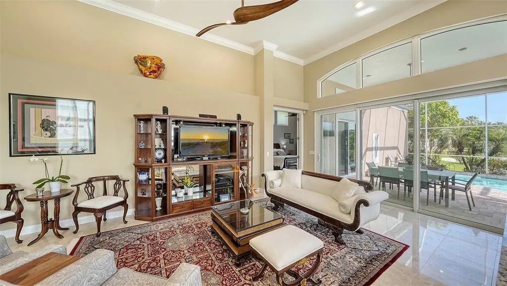 3542 Fair Oaks Ln