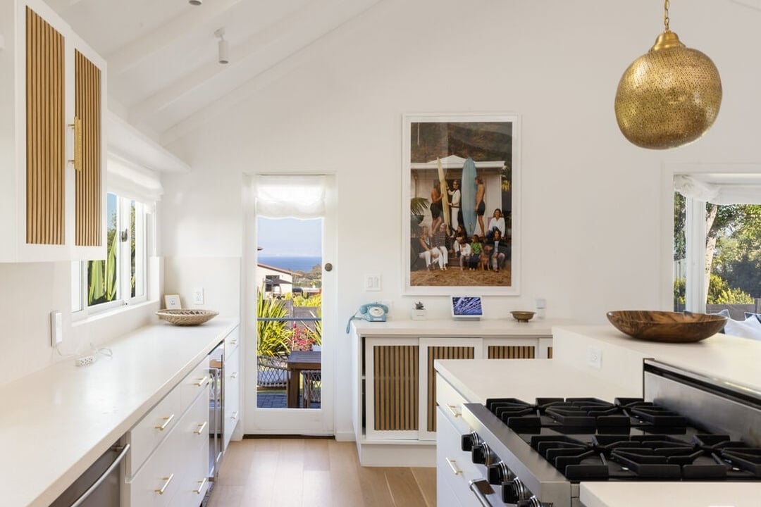 Echelon Pavilion, Grayfox St, 90265