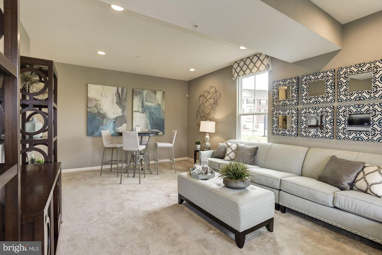 10031 Dorsey Ln #113C