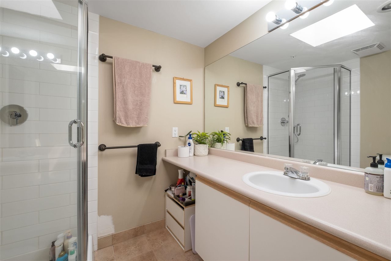 40120 Willow Cres, #B303