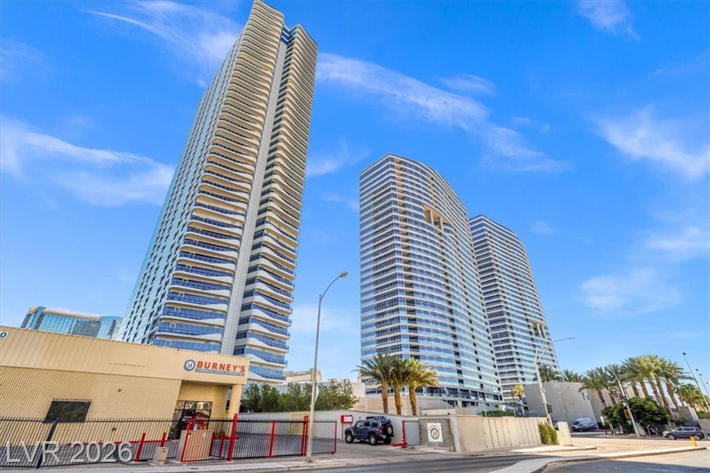 4471 Dean Martin Dr #505