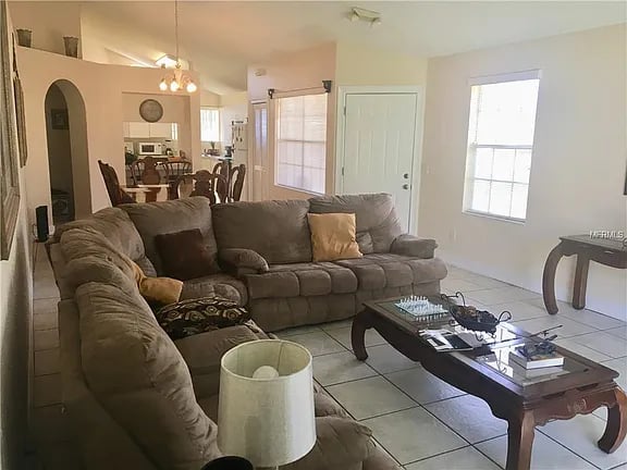 2535 Davenport Cir