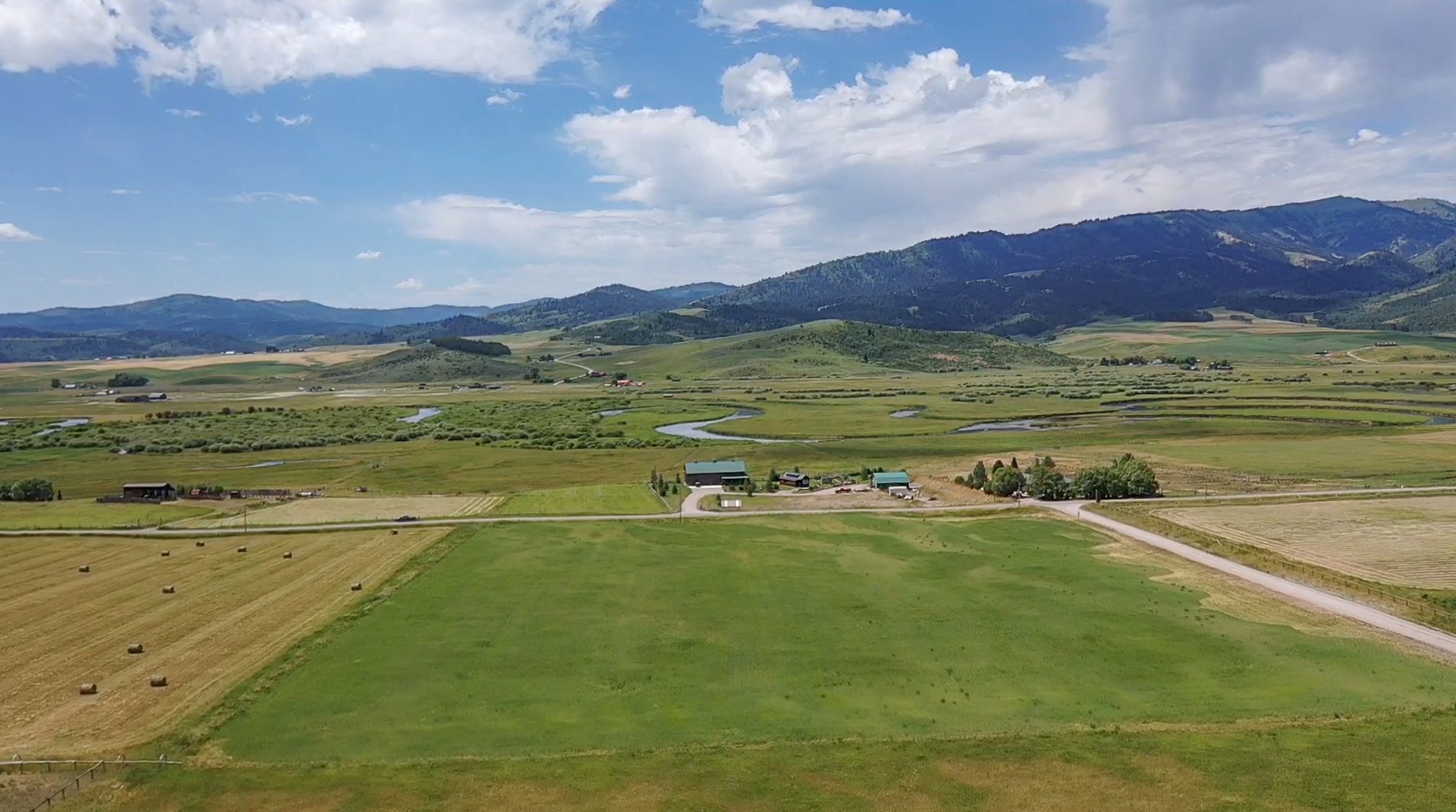 LOT 5 ROYAL Loop