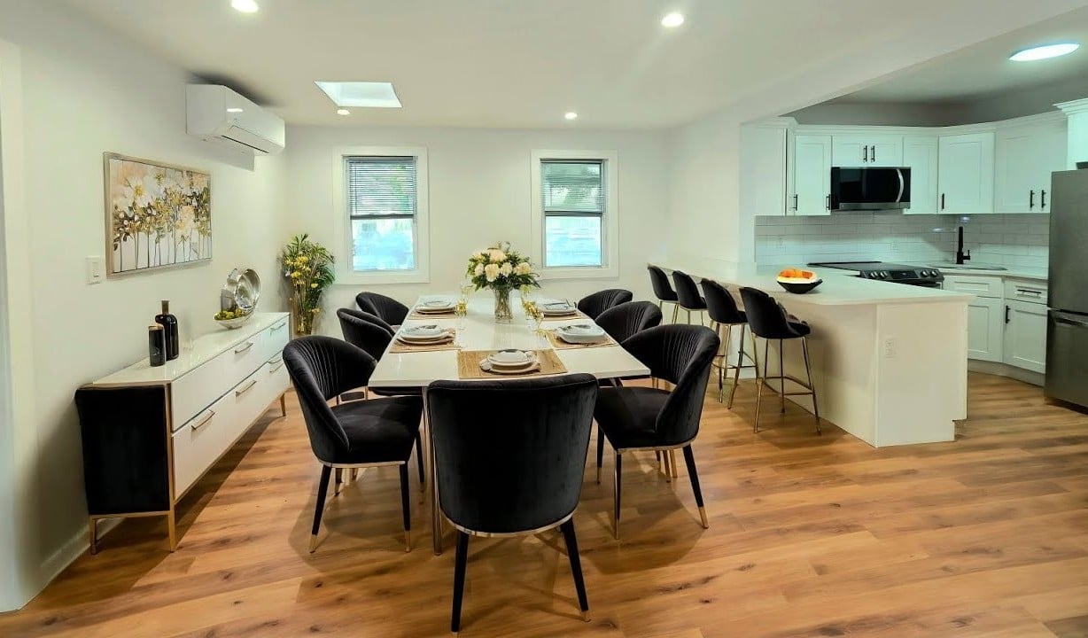 Welcome To 61 1st St, E. Rockaway